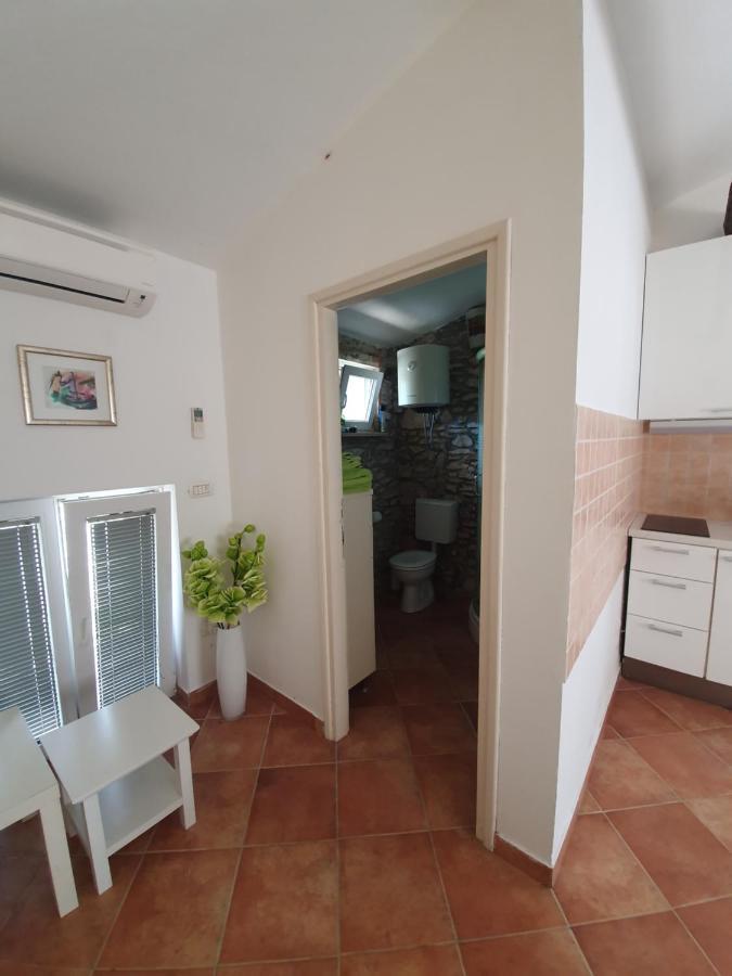 Istrska Kamnita Hisa Soncni Medulin Villa Ngoại thất bức ảnh